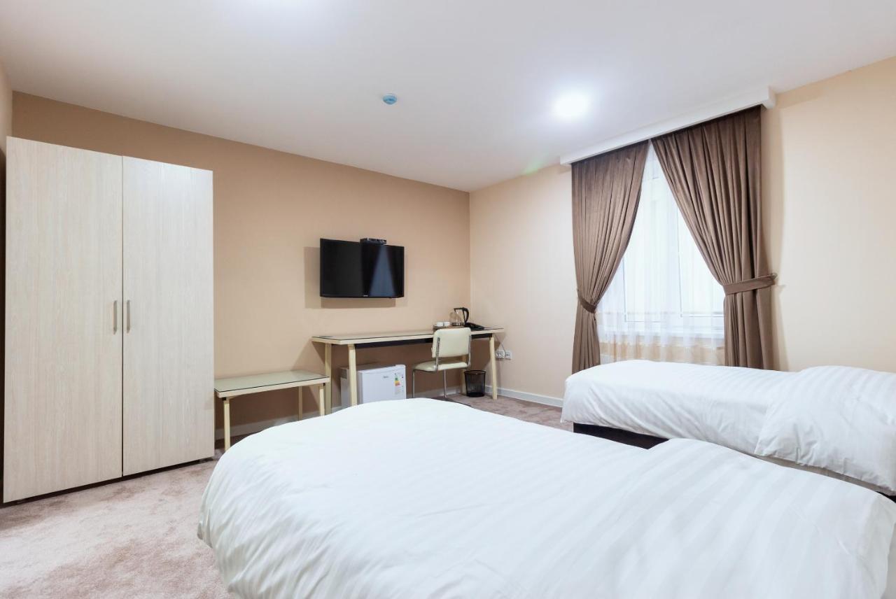 Musafir Hotel Taskent Exterior foto