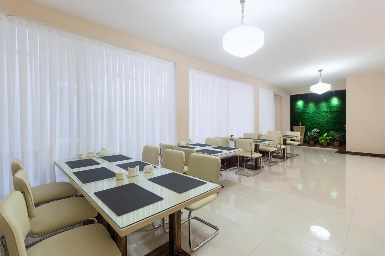 Musafir Hotel Taskent Exterior foto